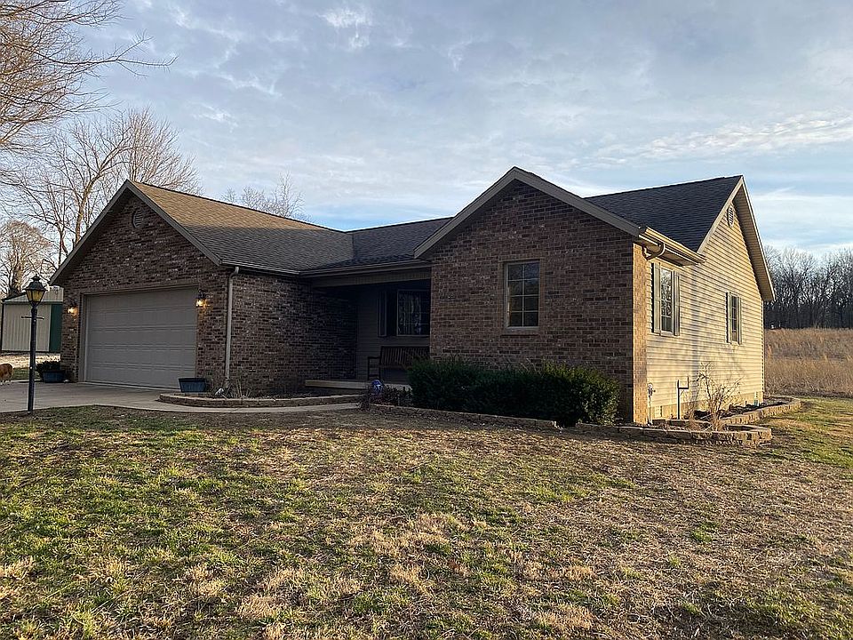 8757 Greencastle Rd, Terre Haute, IN 47805 | Zillow