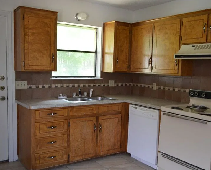 205 Horseshoe — Photo 5
