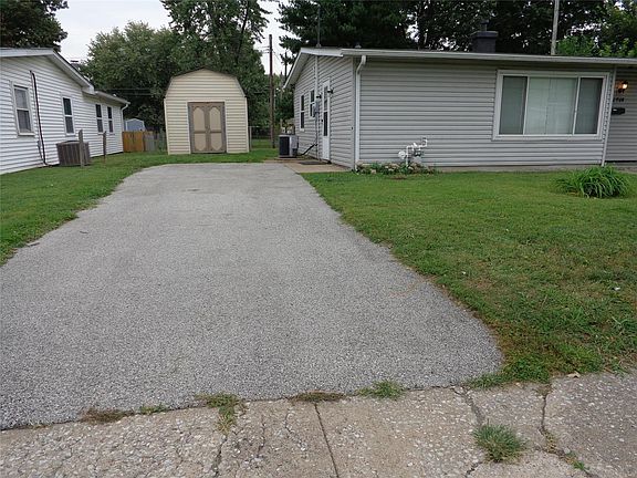 3rd image of 2908 Dale Ave