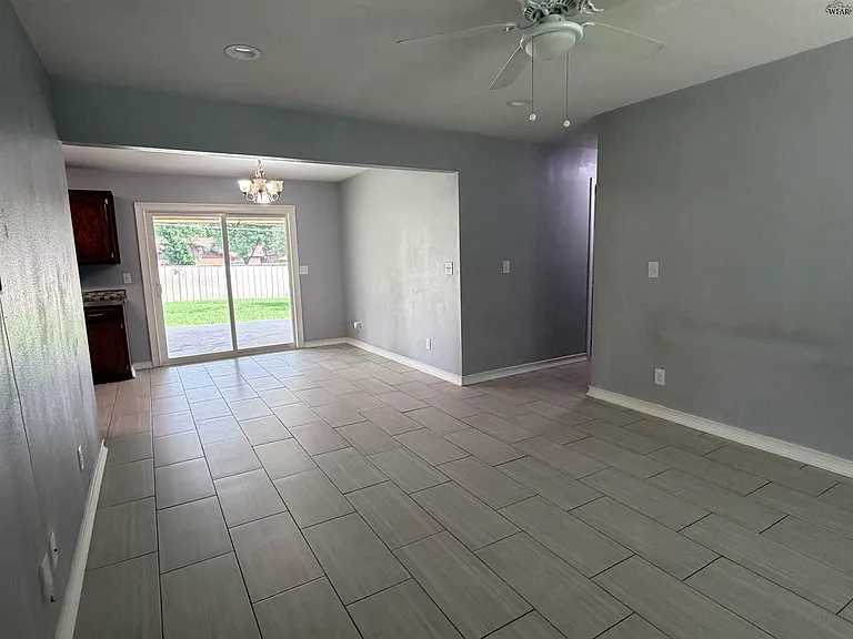 4721 Cypress Ave — Photo 3