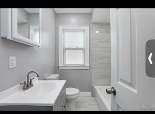 17574 Roselawn St #2, Detroit, MI 48221