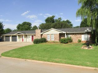 314 Westview St, Waukomis, OK 73773