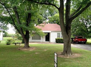 504 College St, Dyer, TN 38330