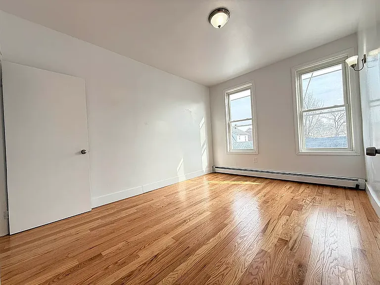 172-10 Linden Blvd #2Y — Photo 5