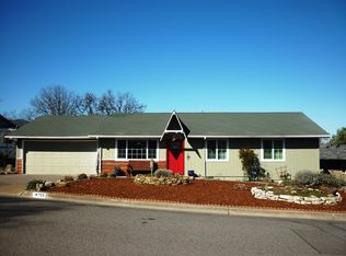 755 Oak Knoll Dr, Ashland, OR 97520