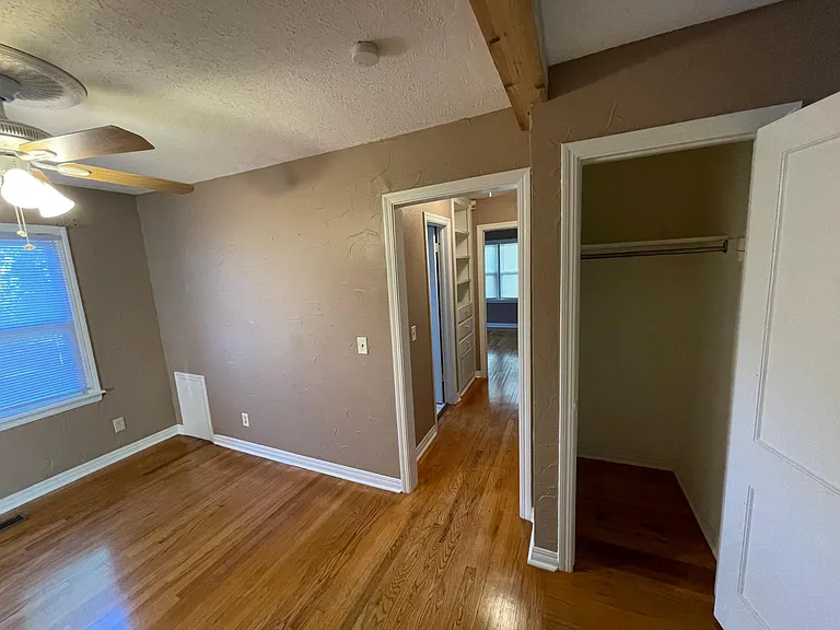 3829 NW 22nd St — Photo 5