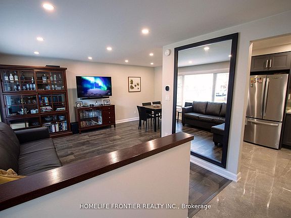 3rd image of 59 Dowswell Dr