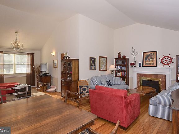 4th image of 6916 Southridge Dr