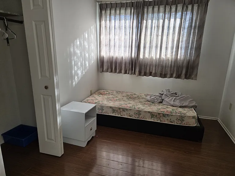 2707 Vian St — Photo 18