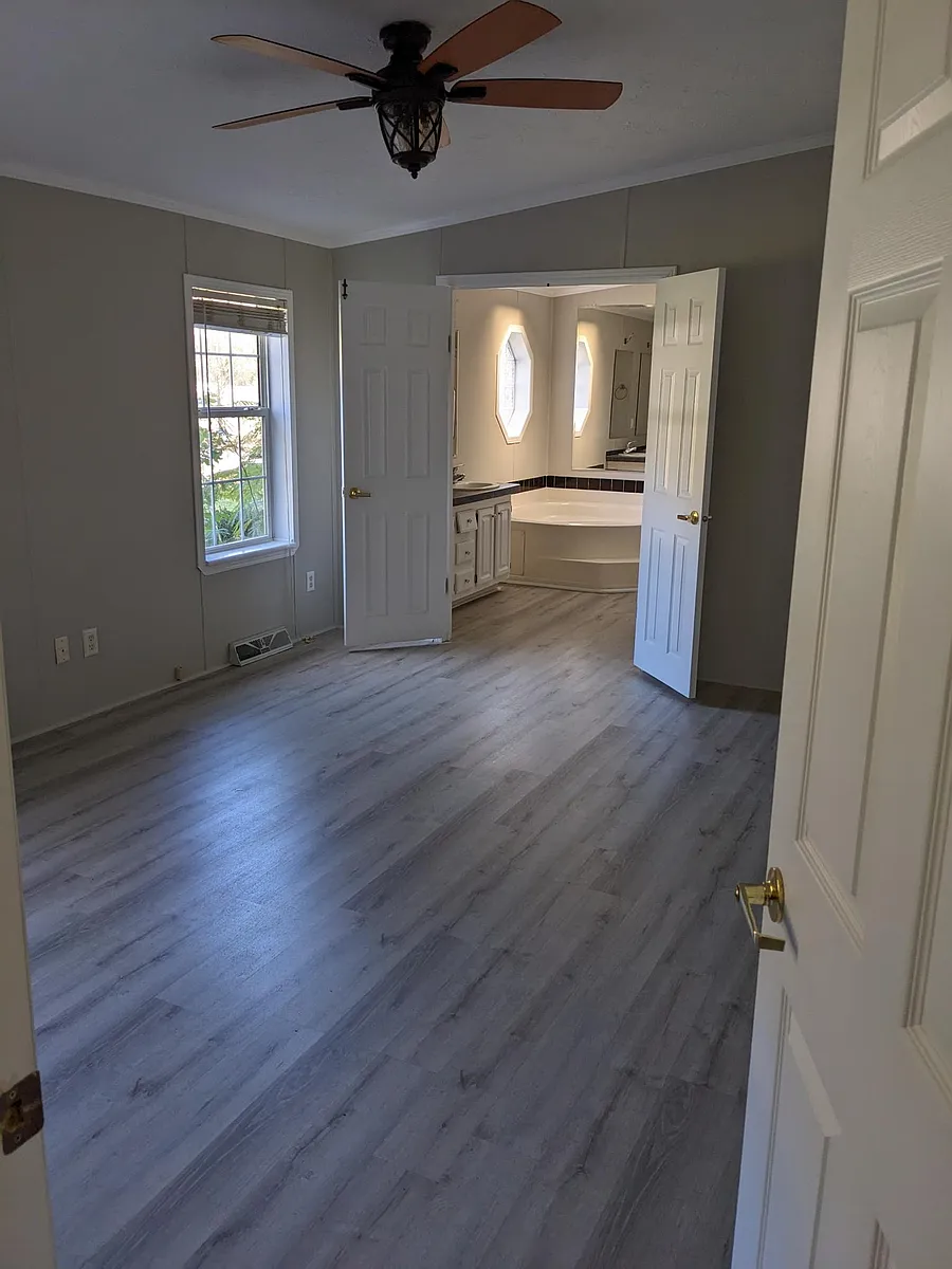 Building Photo - 1401 Harbor House Dr