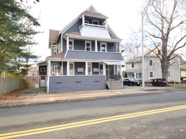 26 Belcher St, Chicopee, MA 01020