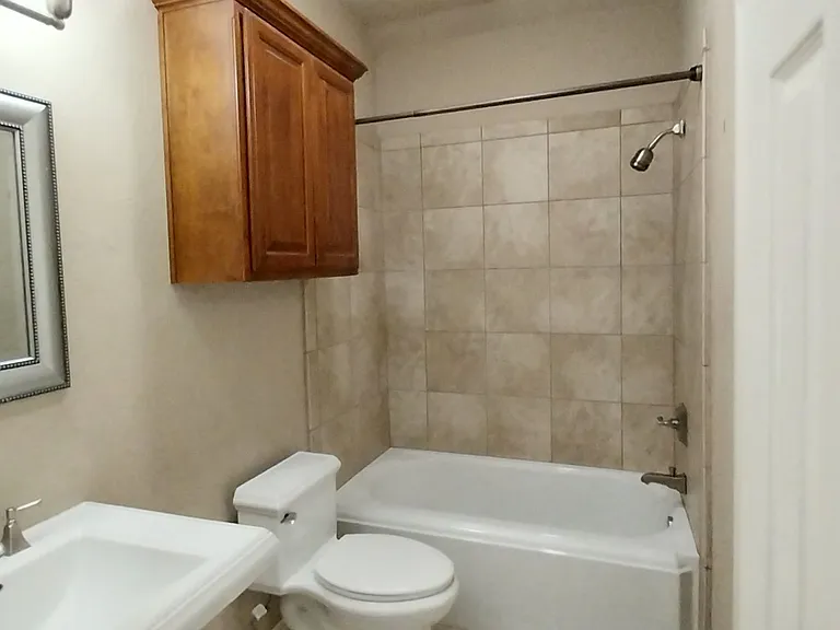 17020 Wales Green Ave — Photo 12