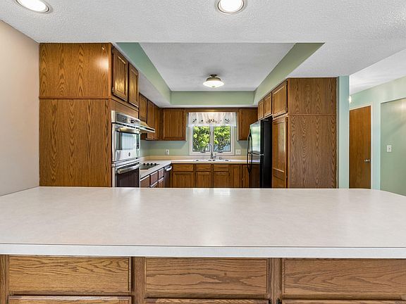 3rd image of 1715 River Rd APT 40