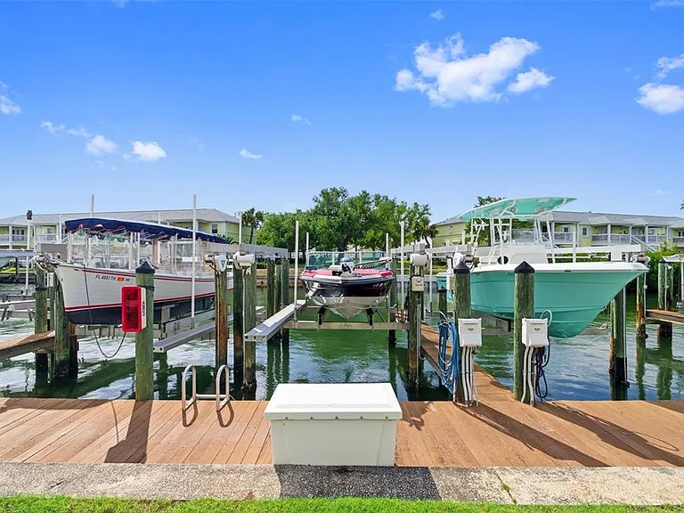 4751 Coquina Key Dr SE — Photo 47