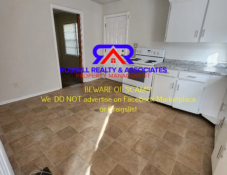 705 Jackson Blvd — Photo 7