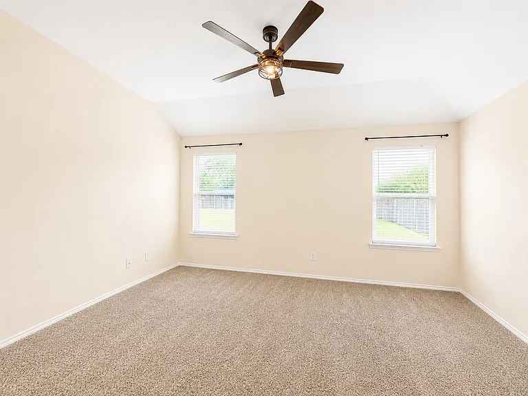 112 Tripp Trl — Photo 13