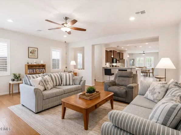 4410 E CAMPO BELLO Drive, Phoenix, AZ 85032