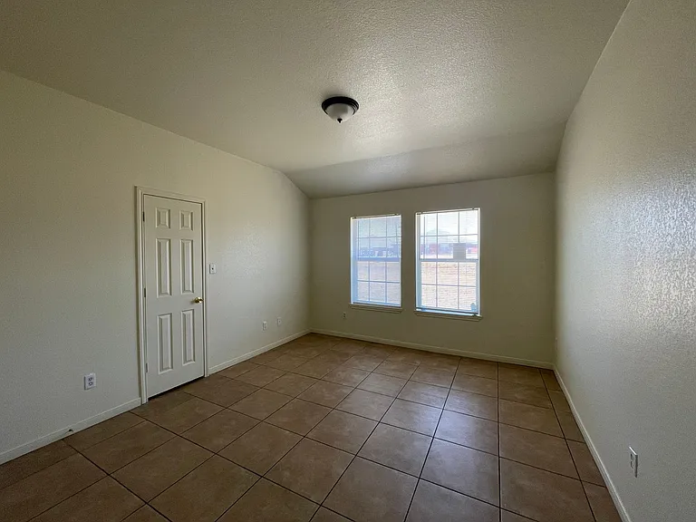 2609 Vernice Loop — Photo 15