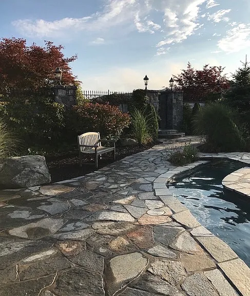 121 Stone Mdw — Photo 25