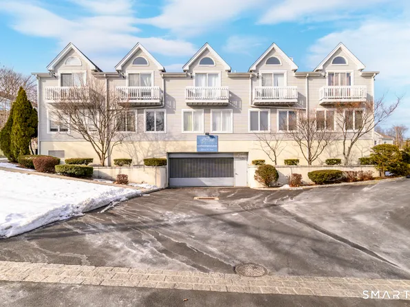 115 Flax Hill Road Apt 10, Norwalk, CT 06854