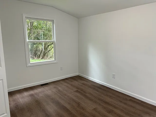 119 Willow Run — Photo 14