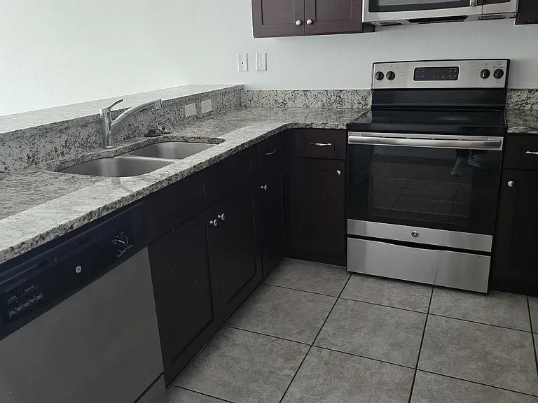 168 Bowie Ln #101 — Photo 5