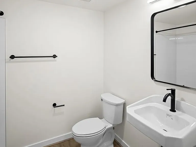 Equinox Apartments — Photo 20