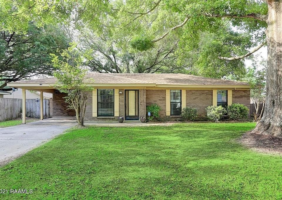 1st image of 129 Collins Dr