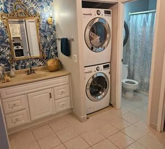 935 Ocean Ave #300 — Photo 5
