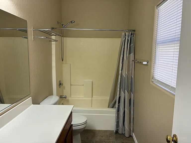 15340 W Acapulco Ln — Photo 14