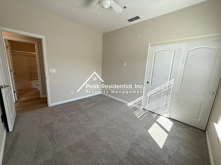 3301 N Park Dr #2511 — Photo 15