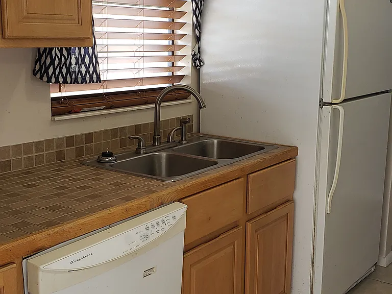 23 Ocean Breeze Cir — Photo 3