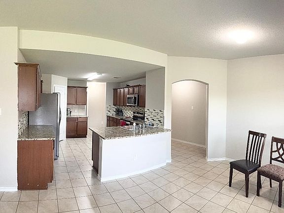 5th image of 2326 Pontotoc Dr