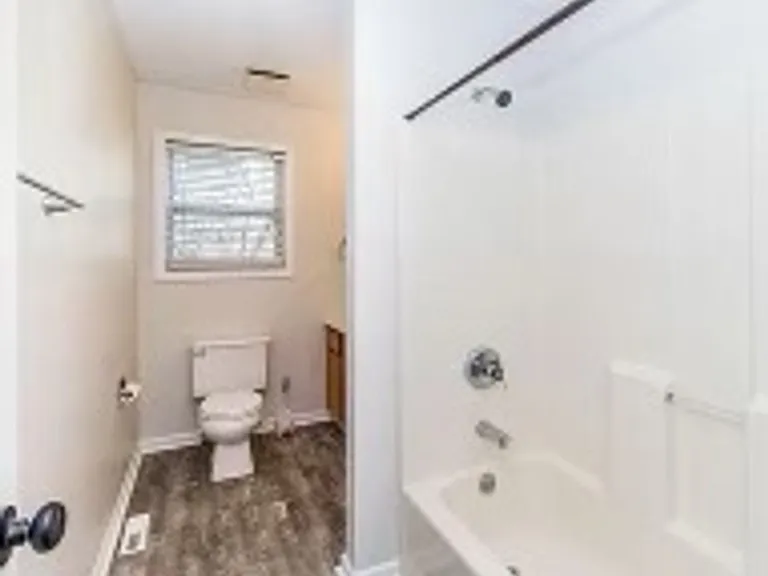 2300 S Hastings Ct — Photo 8