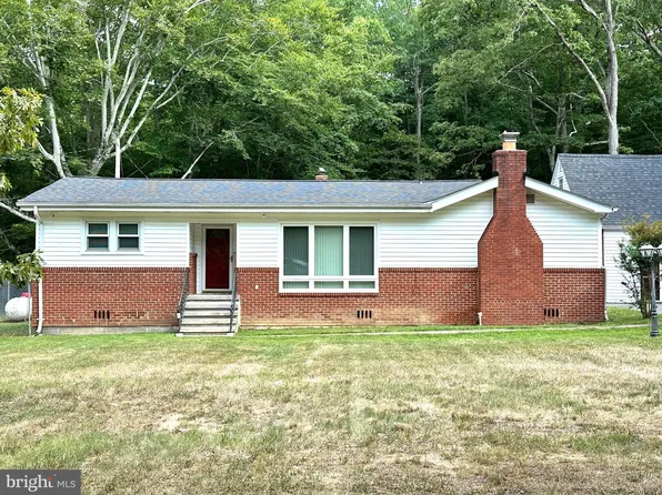328 Manning Rd E, Accokeek, MD 20607