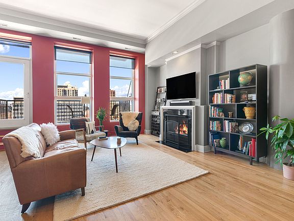 5th image of 165 N Canal St APT 1406