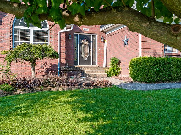3rd image of 129 Autumn Glen Dr
