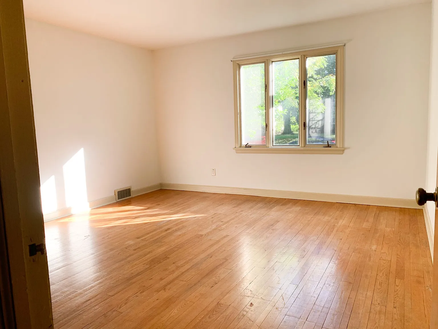 Moon Properties - 318 & 320 McKinley Ave. — Photo 1