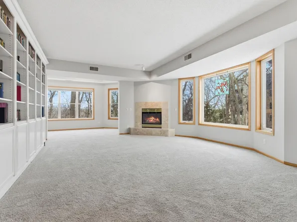 8500 Franlo Rd APT 212, Eden Prairie, MN 55344