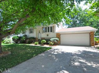 302 S Bone Dr, Normal, IL 61761