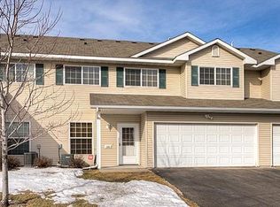 160 Bridgewater Trl, Hudson, WI 54016