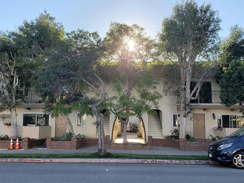 1st image of 2638 28th St APT 11