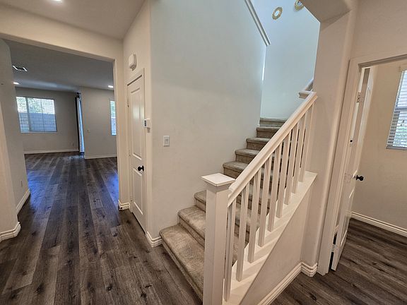 4th image of 3903 S Merryvale Way