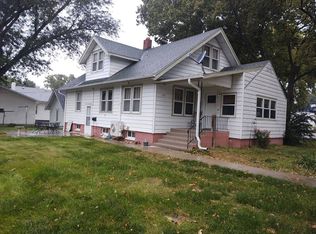 221 S Pine St, Spalding, NE 68665