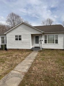 820 Mahr Ave, Lawrenceburg, TN, 38464