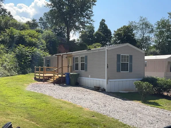 15 Otis Campbell Rd, Asheville, NC 28806