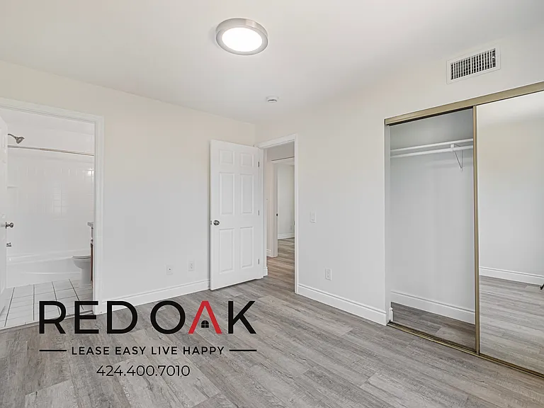 6928 Agnes Ave #2 — Photo 19