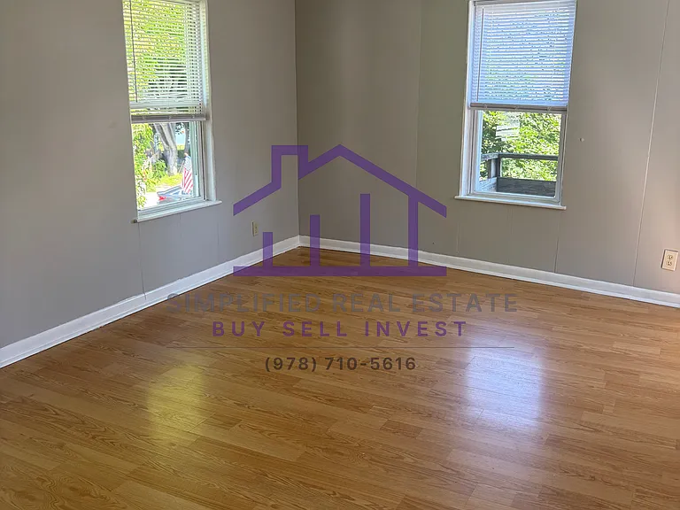 13 1/2 Bartlett St #2 — Photo 3