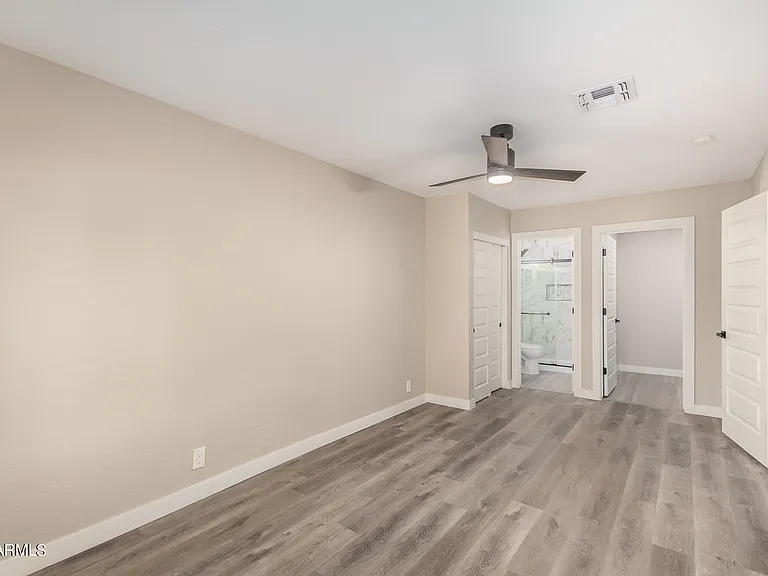 1602 W Rockwood Dr — Photo 25