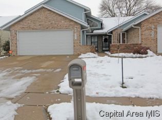 207 Astoria Rd, Springfield, IL 62704